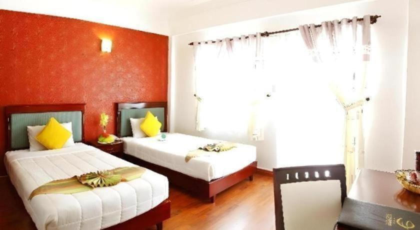 Hotel Universe 3*