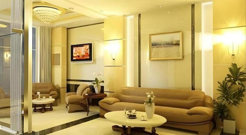 Hotel Universe